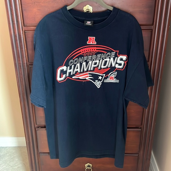 NFL Team Apparel New England Patriots 2011 Conference Champions Short Sleeve Tee - Picture 1 of 5